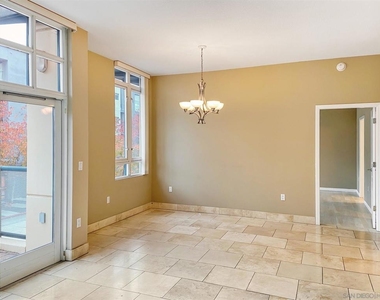 555 Front St - Photo Thumbnail 18