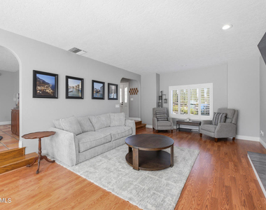 1314 Gonzales Road - Photo Thumbnail 6
