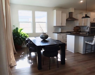 84203 Novello Drive - Photo Thumbnail 5