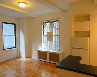 East 46th Street - Photo Thumbnail 1