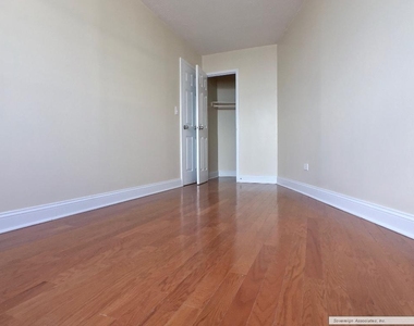3333 Broadway - Photo Thumbnail 13