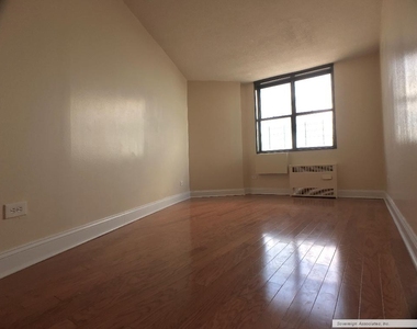 3333 Broadway - Photo Thumbnail 12