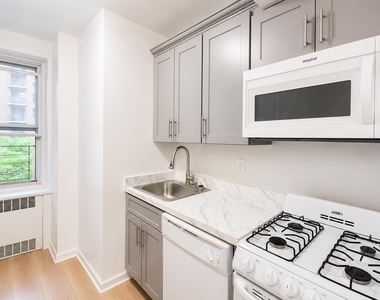 500 Kappock Street - Photo Thumbnail 12