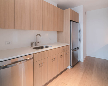 50 East 28th Street - Photo Thumbnail 3