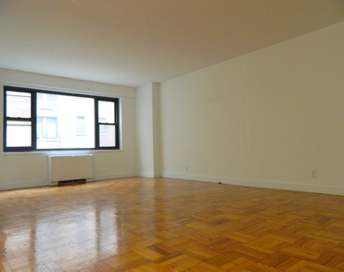 East 56th Street - Photo Thumbnail 1