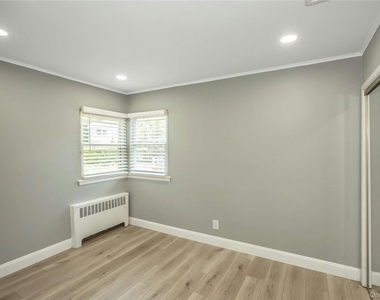 83 Knickerbocker Road - Photo Thumbnail 12