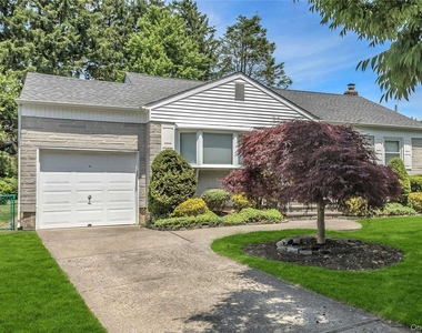 83 Knickerbocker Road - Photo Thumbnail 2