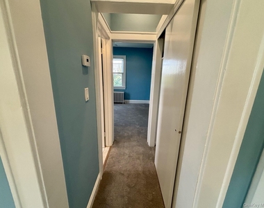 42 Bella Vista Avenue - Photo Thumbnail 7