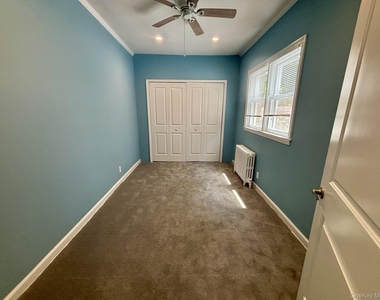 42 Bella Vista Avenue - Photo Thumbnail 3