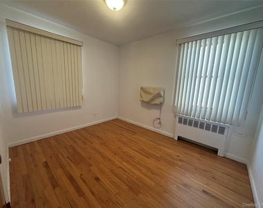 12 Smith Street - Photo Thumbnail 3