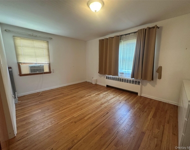 12 Smith Street - Photo Thumbnail 1