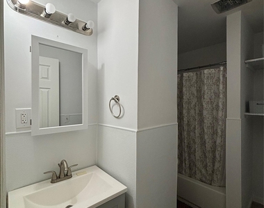 135 Fifth Avenue - Photo Thumbnail 9