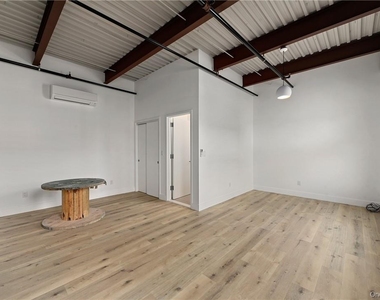 189 N Main Street - Photo Thumbnail 4
