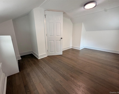 94 Center Street - Photo Thumbnail 17