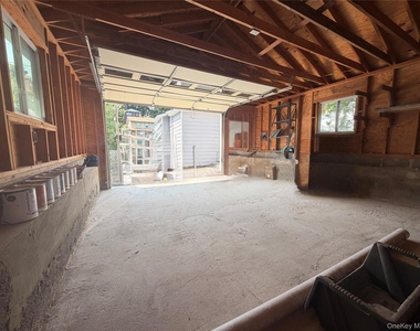 94 Center Street - Photo Thumbnail 20