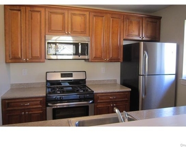 418 Tondo Circle - Photo Thumbnail 1