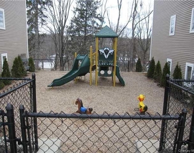 418 Tondo Circle - Photo Thumbnail 16