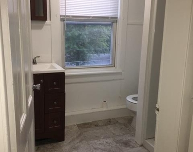 13 Benton Avenue - Photo Thumbnail 8