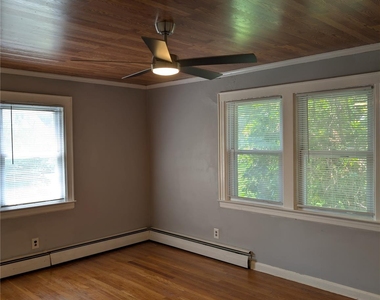 394 Riley Road - Photo Thumbnail 10