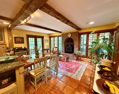 718 River Road - Photo Thumbnail 10