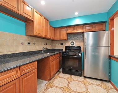8957 Gold Road - Photo Thumbnail 8