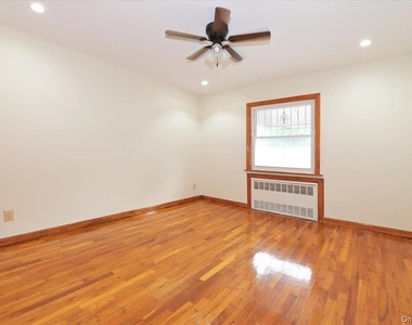 8957 Gold Road - Photo Thumbnail 13