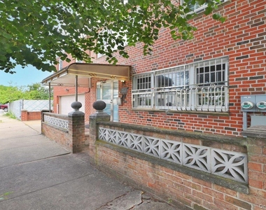8957 Gold Road - Photo Thumbnail 1