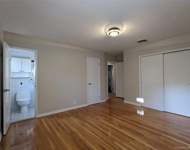 25116 Gaskell Road - Photo Thumbnail 12