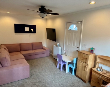 74 N Elm Street - Photo Thumbnail 20