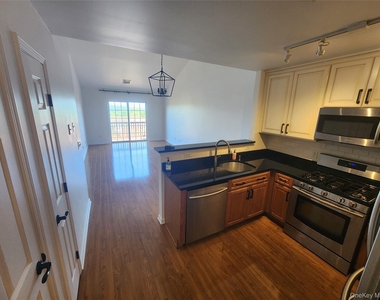 1158 Maggie Road - Photo Thumbnail 10