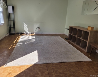 66 Phillips Street - Photo Thumbnail 2