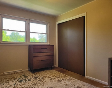 66 Phillips Street - Photo Thumbnail 8
