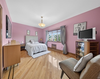 162-25 Cryders Lane - Photo Thumbnail 23