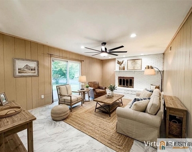 742 Grove Avenue - Photo Thumbnail 10