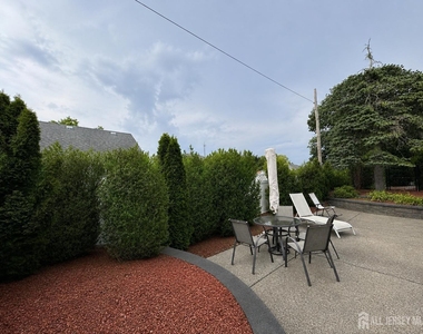 41 Harrison Street - Photo Thumbnail 14