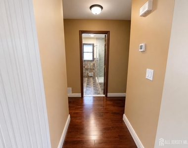 41 Harrison Street - Photo Thumbnail 5