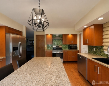 41 Harrison Street - Photo Thumbnail 1
