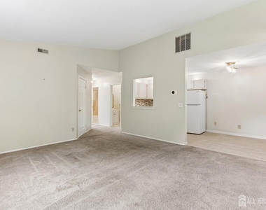4 Chelsea Drive - Photo Thumbnail 2