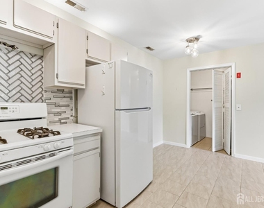 4 Chelsea Drive - Photo Thumbnail 7