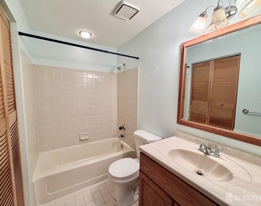 2310 Ravens Crest Drive - Photo Thumbnail 16