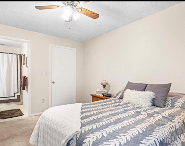 2310 Ravens Crest Drive - Photo Thumbnail 12