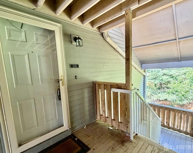 2310 Ravens Crest Drive - Photo Thumbnail 24