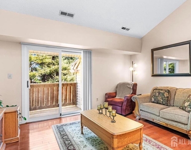 2310 Ravens Crest Drive - Photo Thumbnail 6