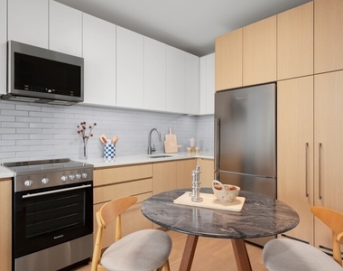 249 Willoughby Avenue - Photo Thumbnail 8