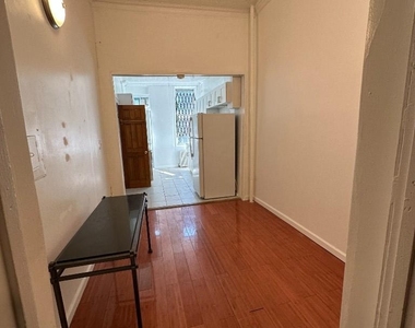 223 Van Brunt Street - Photo Thumbnail 2