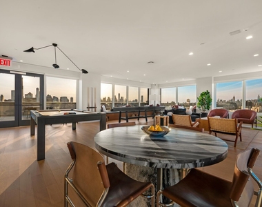 249 Willoughby Avenue - Photo Thumbnail 18
