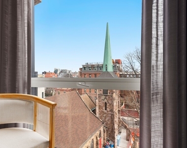 249 Willoughby Avenue - Photo Thumbnail 7