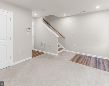 62 Coolidge Avenue - Photo Thumbnail 5
