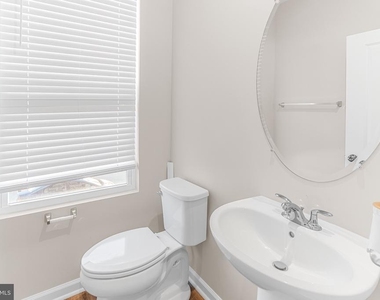 62 Coolidge Avenue - Photo Thumbnail 13