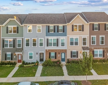 62 Coolidge Avenue - Photo Thumbnail 1